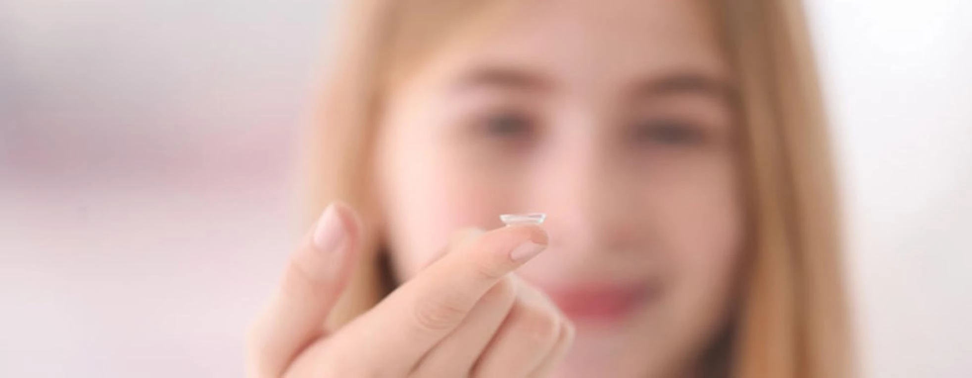 Oorzaak en verwijdering aanslag op lenzen