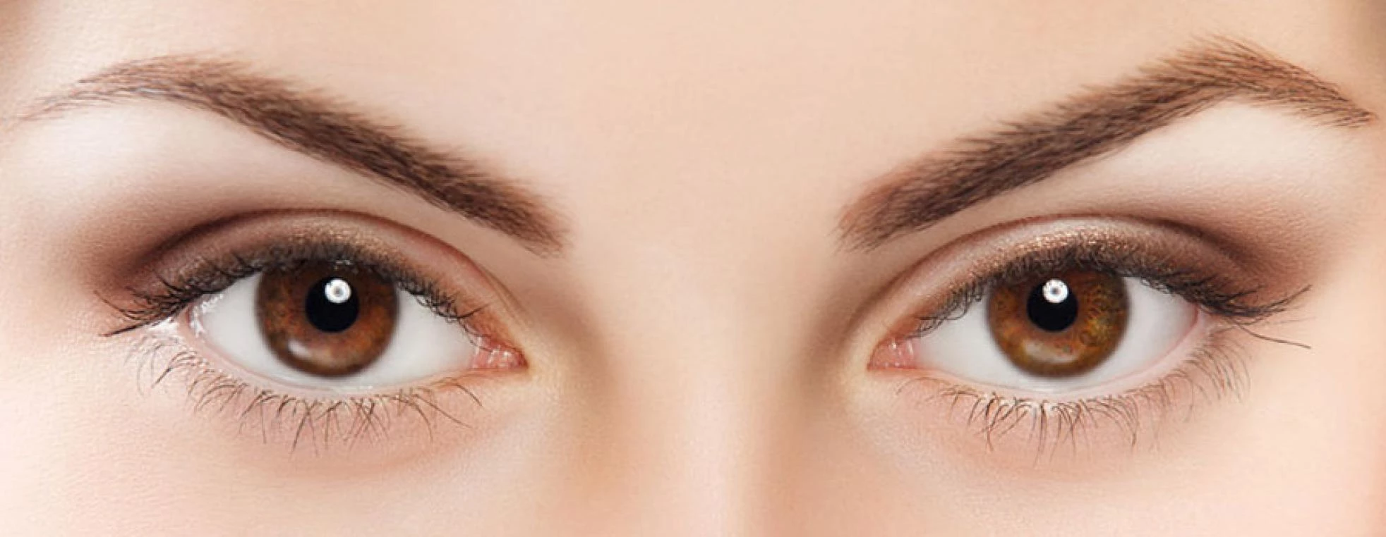 Natuurlijke kleurlenzen voor donkere ogen