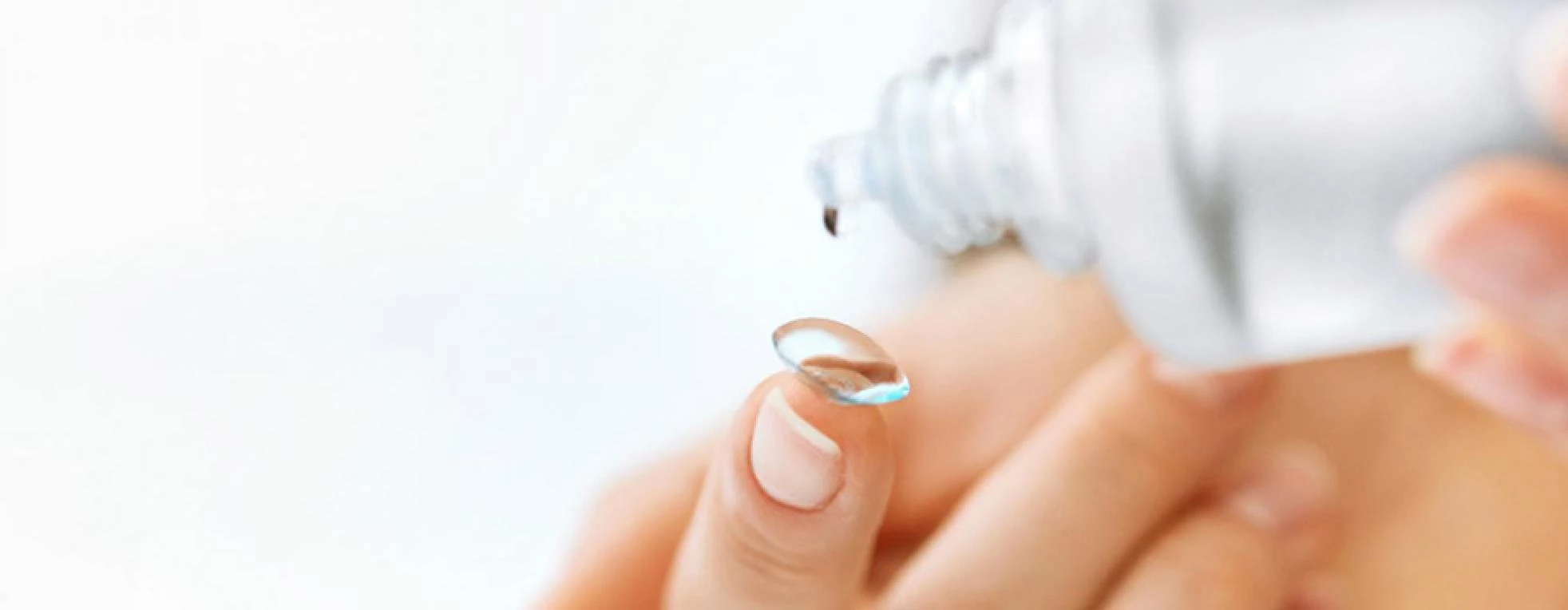 Pflegemittel für Silikon-Hydrogel-Kontaktlinsen