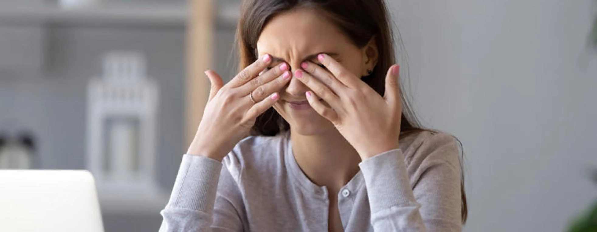 Verschwommen sehen mit Kontaktlinsen