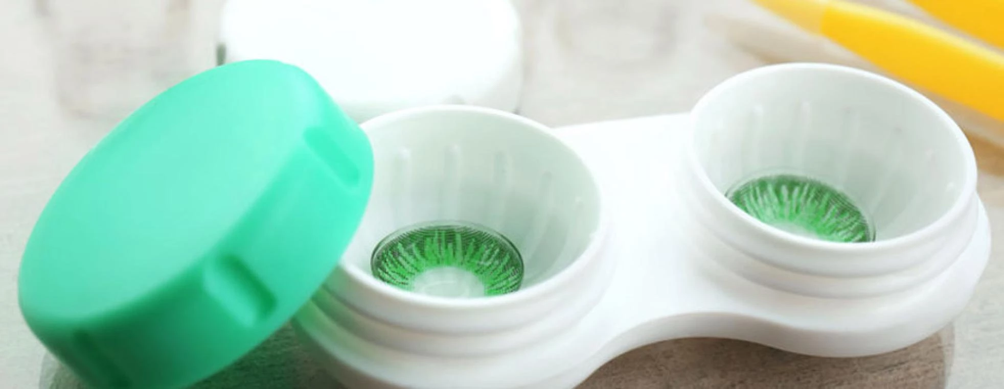 Stars mit Kontaktlinsen