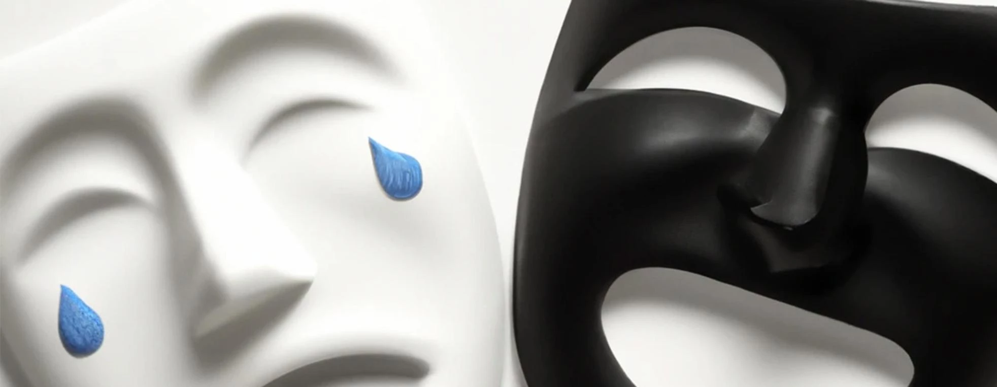 Huilen met contactlenzen: is het schadelijk?