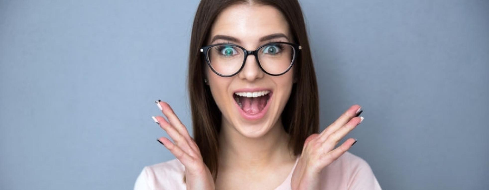 Handige tips tegen rode vlekken op neus door je bril