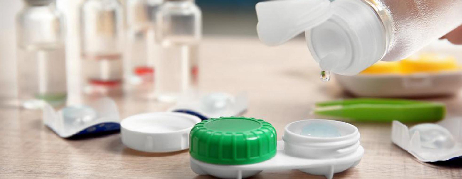 Wozu eigentlich Kontaktlinsenflüssigkeit?