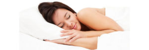 sleeping with contact lenses